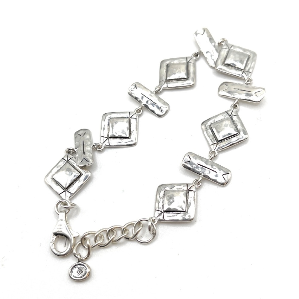B3408 Retired Silpada Hammered Links Bracelet